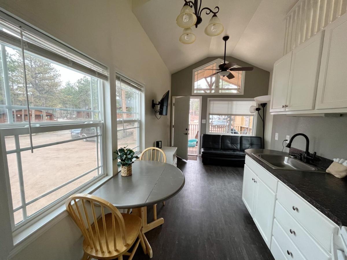 Cedar Tiny Home Woodland Park Ngoại thất bức ảnh