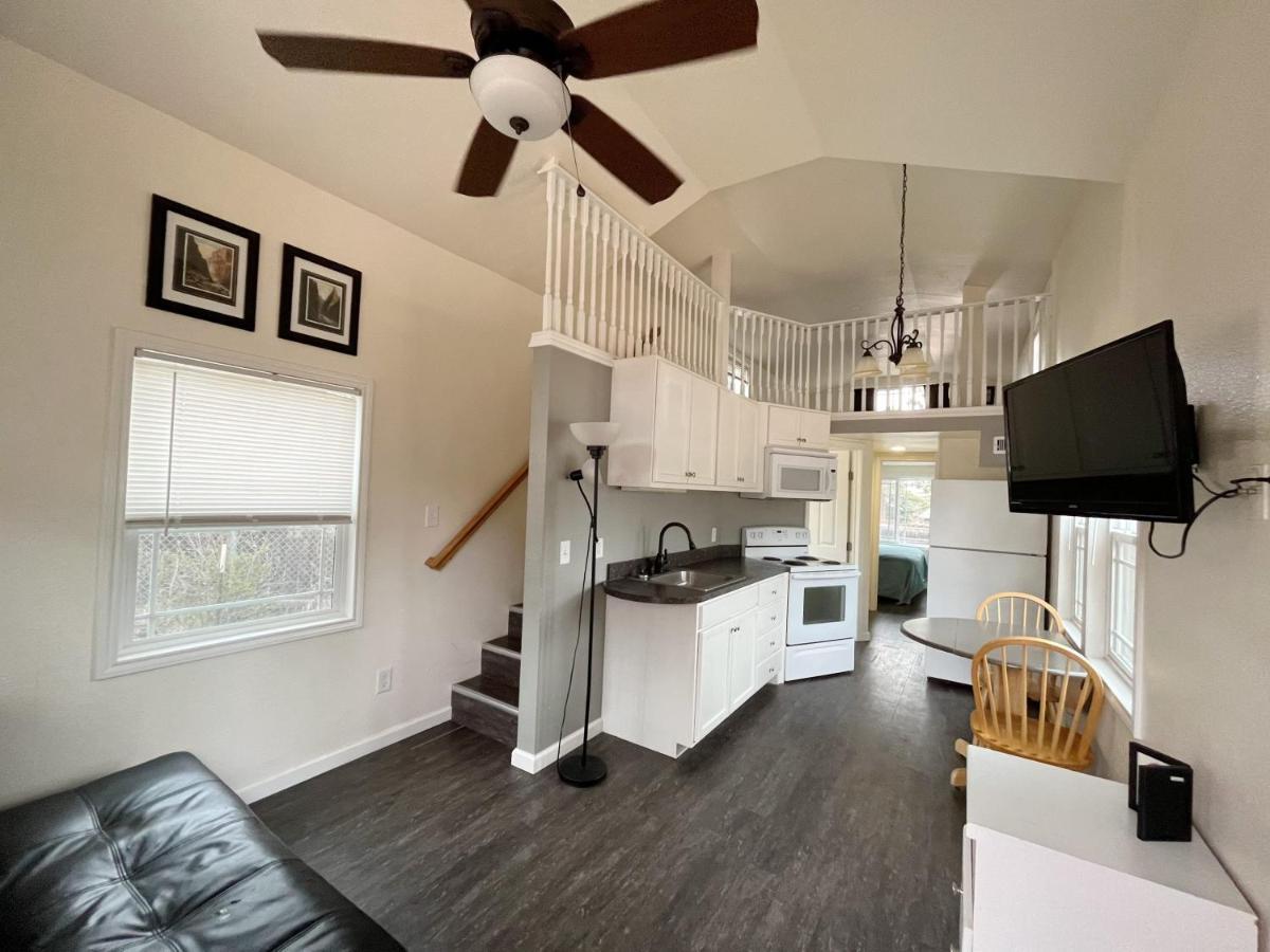 Cedar Tiny Home Woodland Park Ngoại thất bức ảnh
